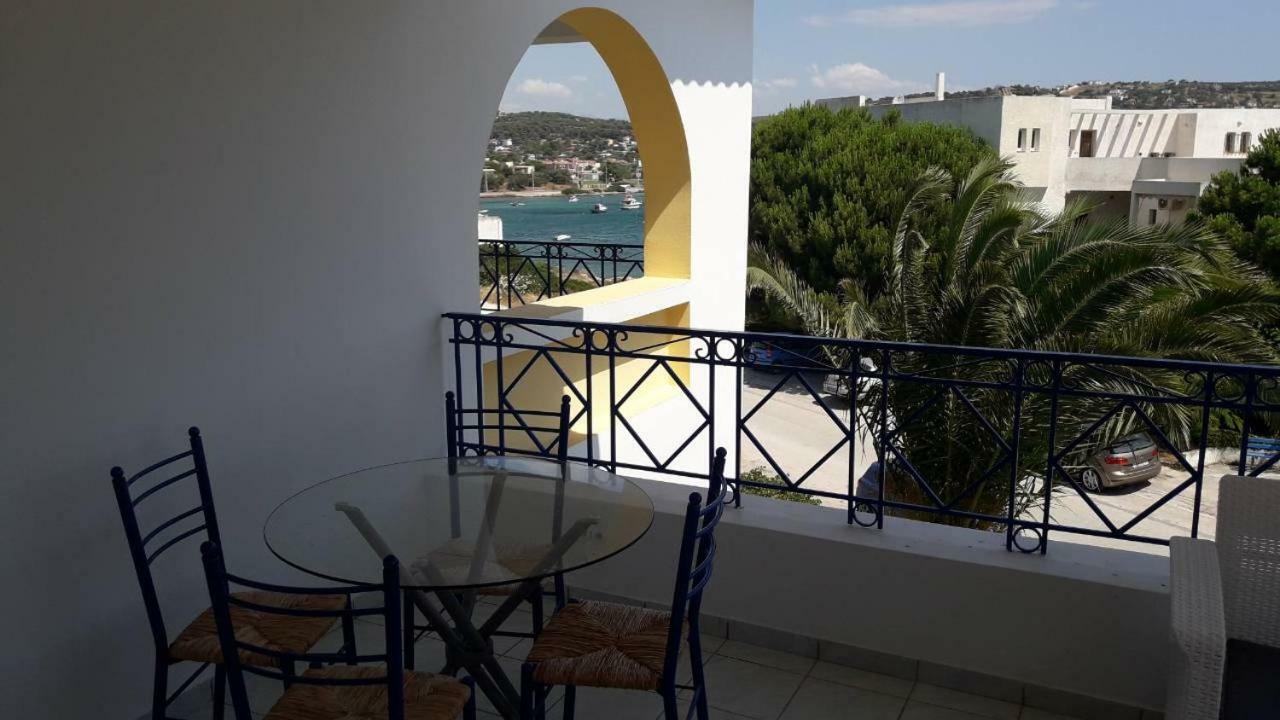 The Swan And The Gull, Porto Rafti Yacht Harbor Apartment 외부 사진