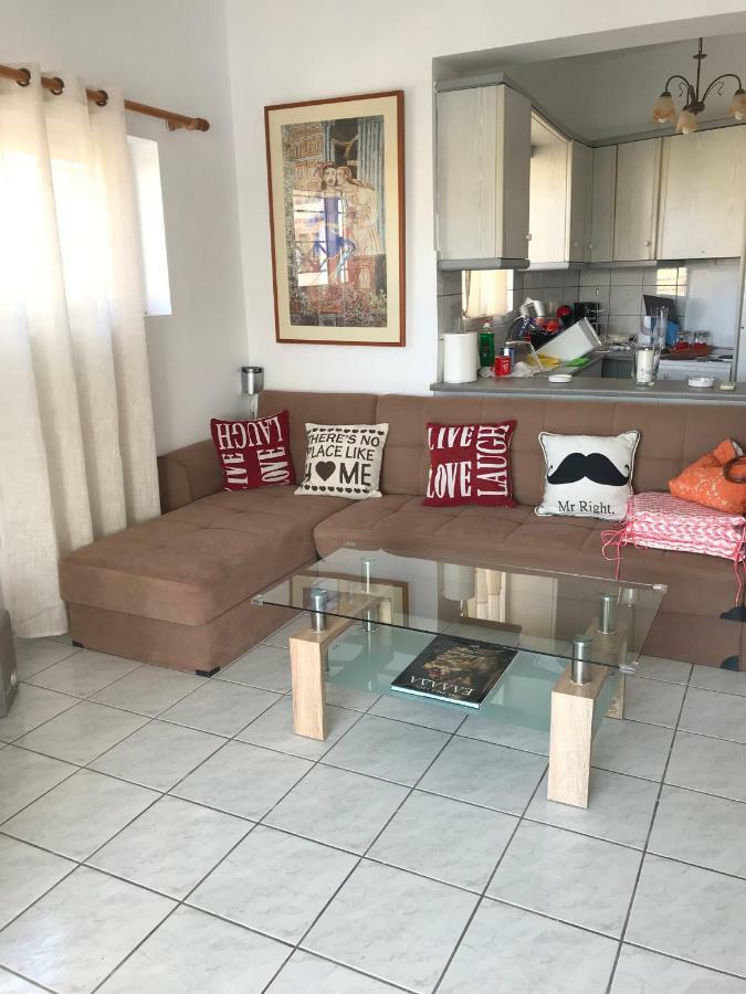 The Swan And The Gull, Porto Rafti Yacht Harbor Apartment 외부 사진