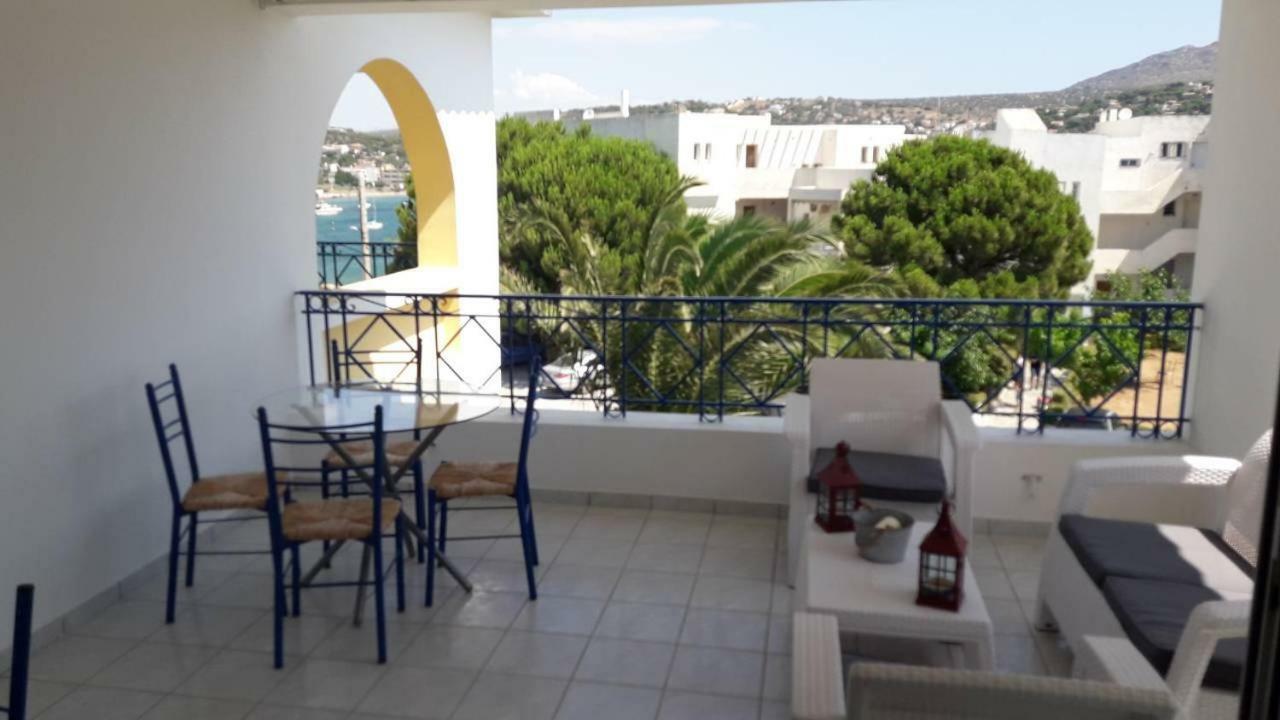 The Swan And The Gull, Porto Rafti Yacht Harbor Apartment 외부 사진