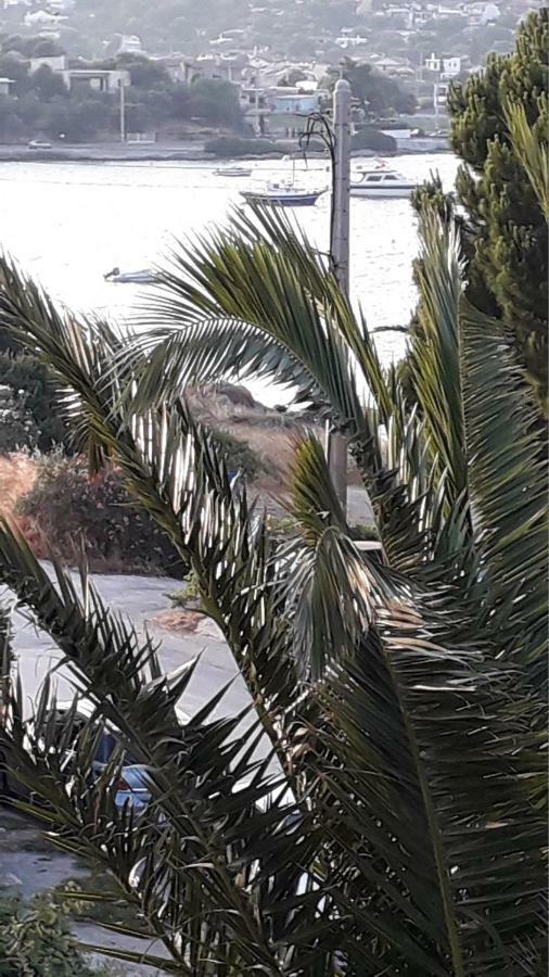 The Swan And The Gull, Porto Rafti Yacht Harbor Apartment 외부 사진